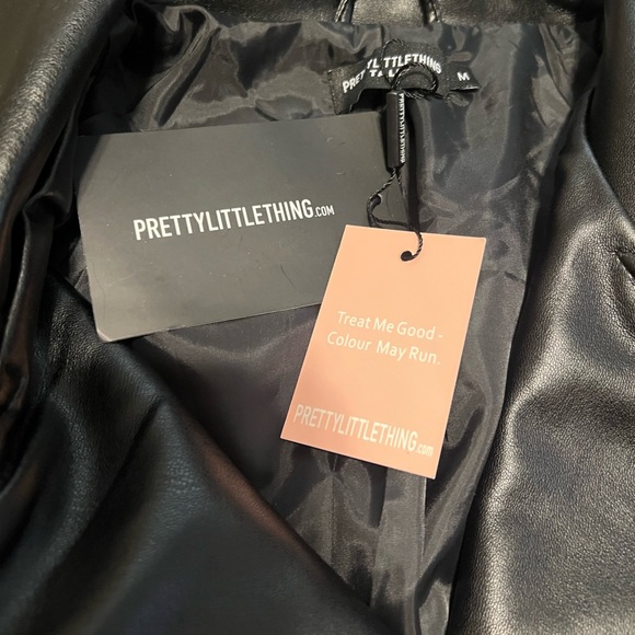 NWT PrettyLittleThing Black Faux Leather Belted Biker Jacket - Picture 11 of 16